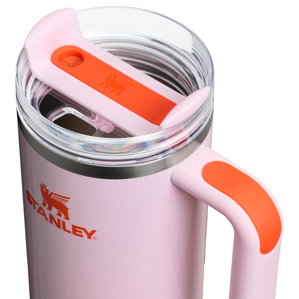 Large Capacity The Quencher H2.0 Flowstate Tumbler D051L - Double-Wall Vacuum Insulated Travel Tumbler with Straw Detail