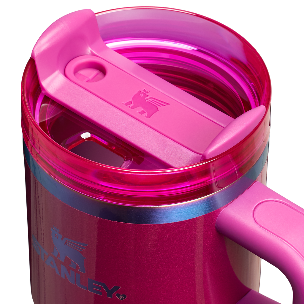 Double-Wall Vacuum The Quencher H2.O Flowstate Tumbler | Stanley Create D274S - FlowState 3-Position Lid Insulated Travel Mug Detail